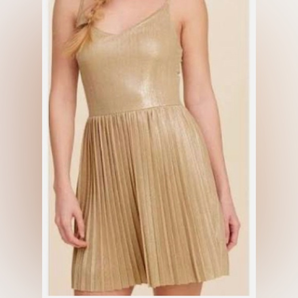 Hollister Co. Gold Shimmer Pleaded Cocktail Party Dress 🌟